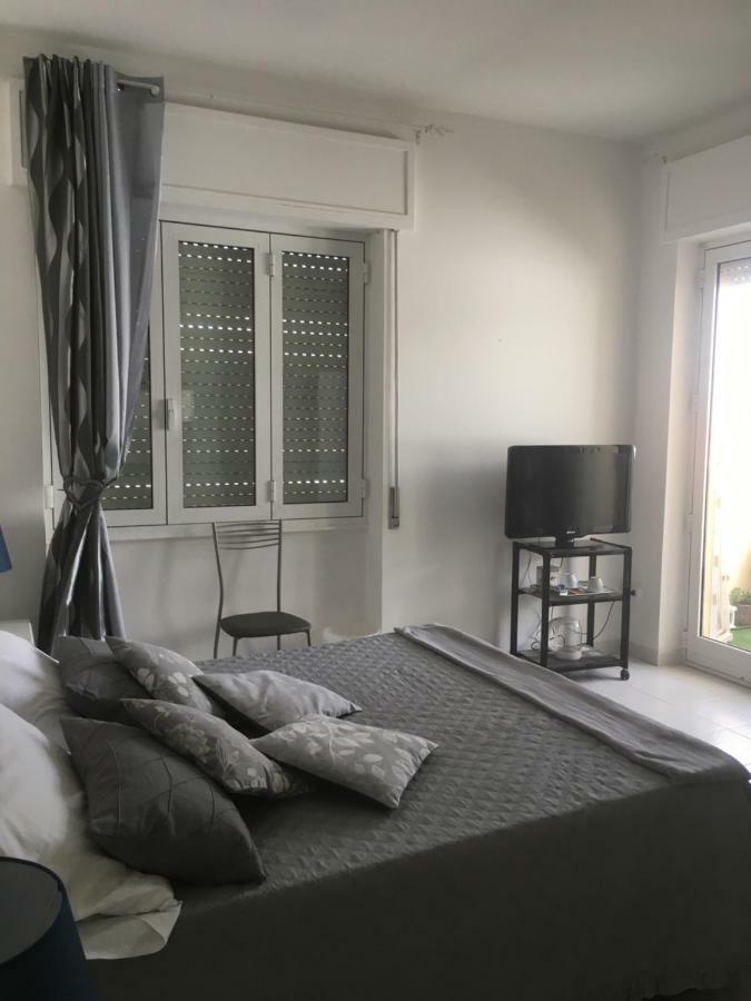 Charlottemaison Bed and Breakfast Cagliari Exterior foto
